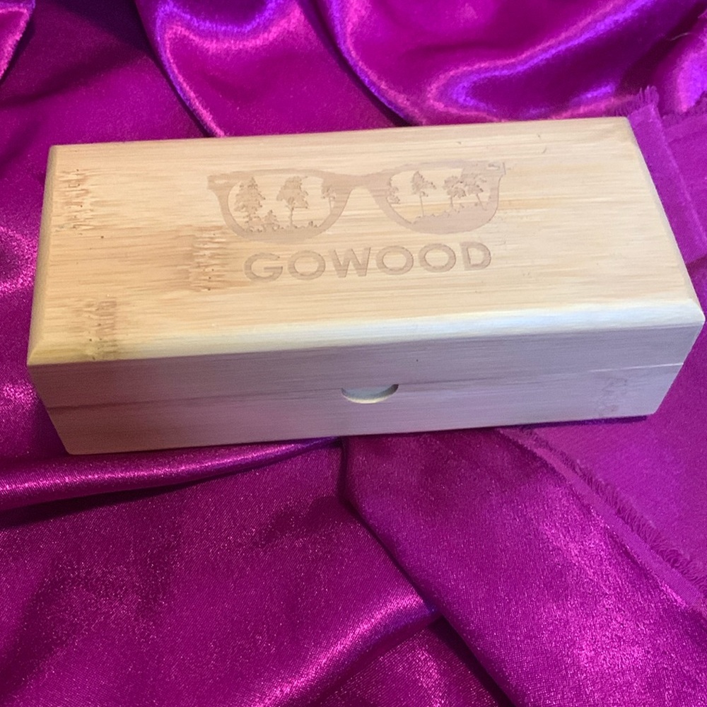Gowood super sturdy wooden sunglasses case. Never and never used